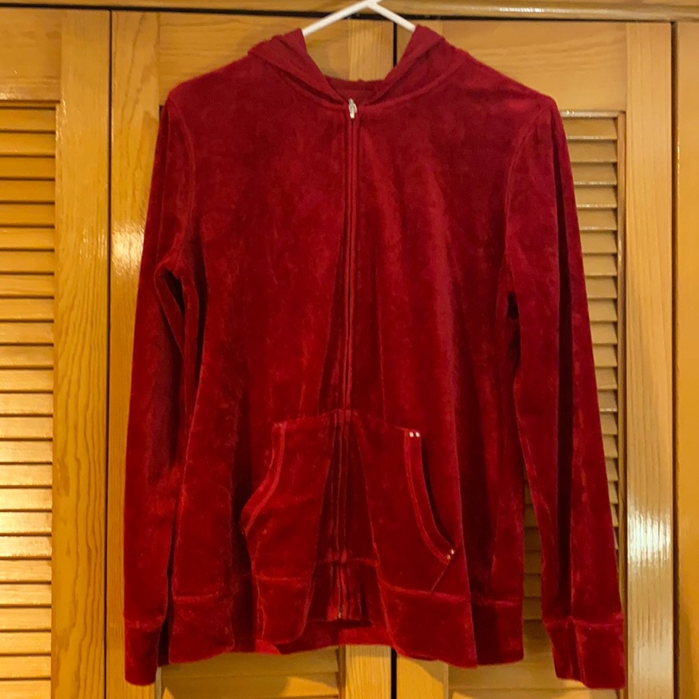 Burgundy velvet like hoodie with pockets M